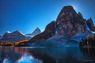 Wedgewood Peak above Sunburst Lake-1321